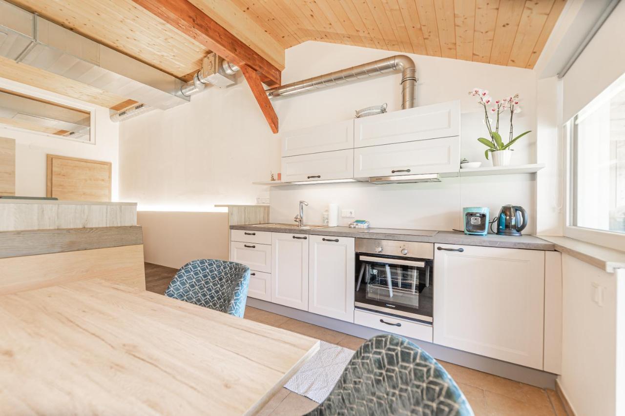 Chalets Am Badesee Lassing Lassing  Экстерьер фото