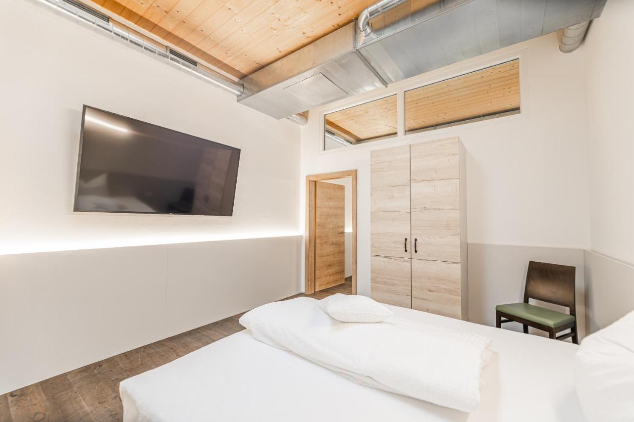 Chalets Am Badesee Lassing Lassing  Экстерьер фото